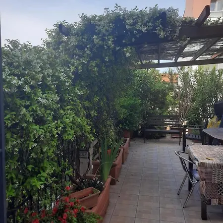 Amazing Flat With Terrace Milánó