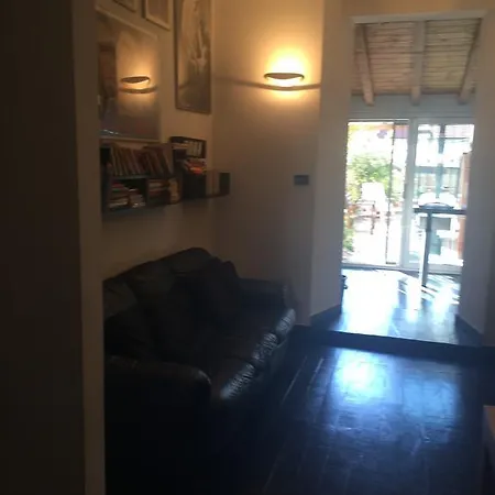 Amazing Flat With Terrace * Milánó